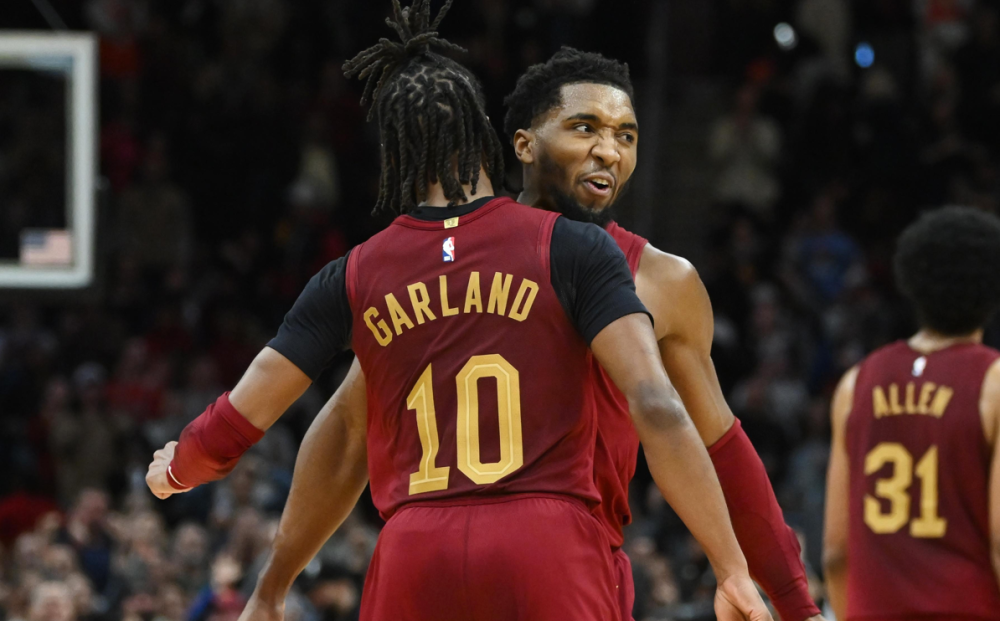 包含里昂完胜意大利，阿尔瓦雷斯一己之力扛起全队的词条