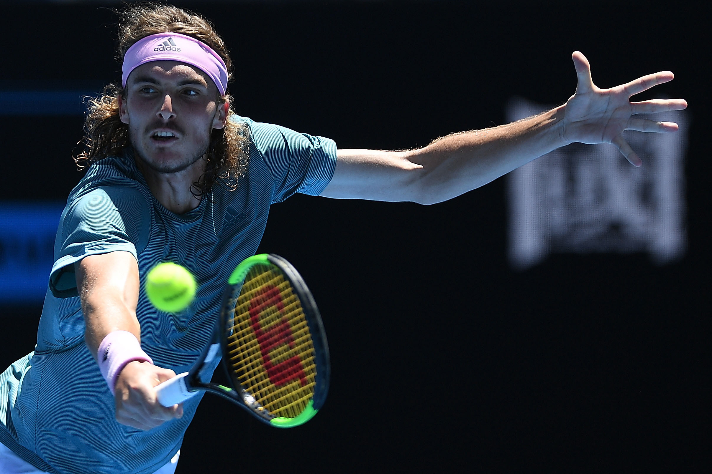 欧洲网球队绝地反击世界网球队，西西帕斯打破历史纪录的简单介绍