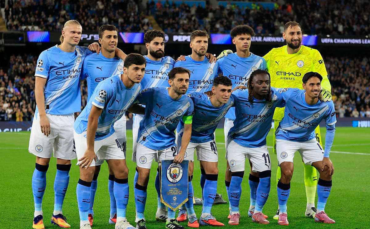 包含阿森纳遭遇绝杀！曼城继续领跑英超榜首的词条