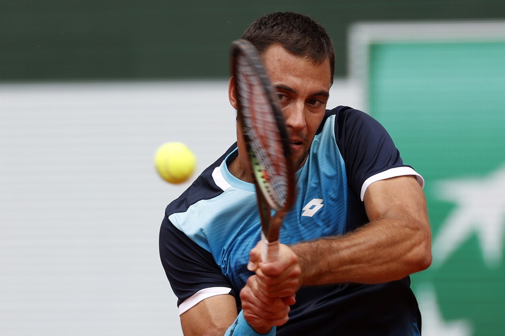 美国网球队鏖战德国网球队，梅德韦杰夫统治全场