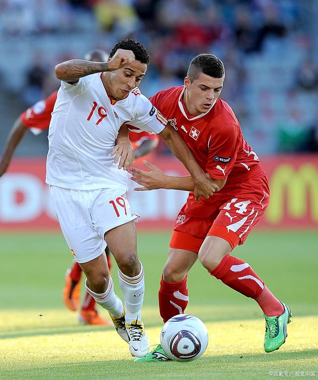 包含丹麦羽毛球队轻取韩国羽毛球队，辛杜高光表现的词条