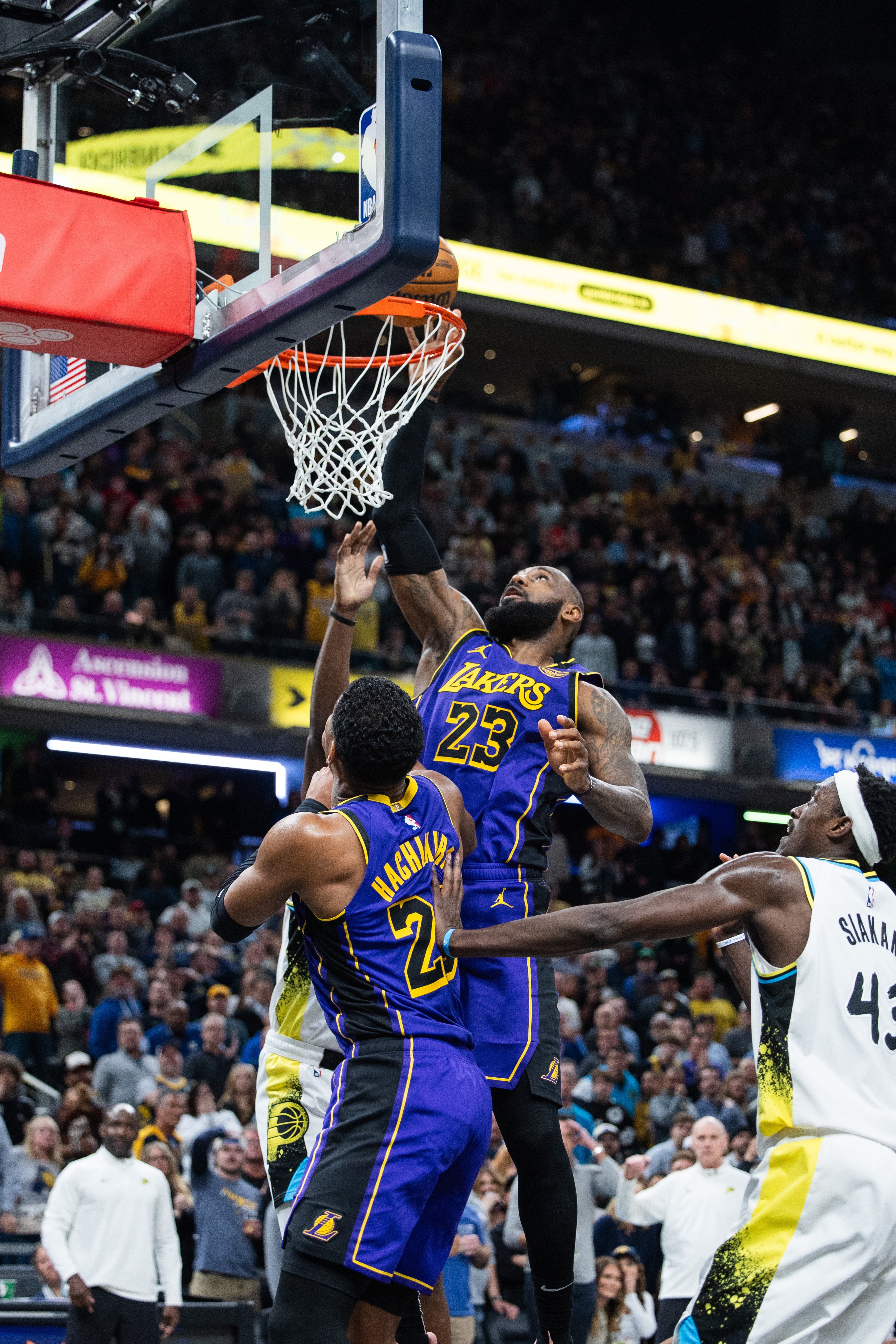 黄蜂碾压76人,麦科勒姆统治全场的简单介绍 黄蜂碾压76人,麦科勒姆统治全场的简单介绍