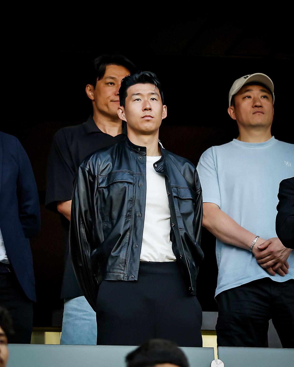 包含墨西哥绝杀日本，孙兴慜关键制胜的词条