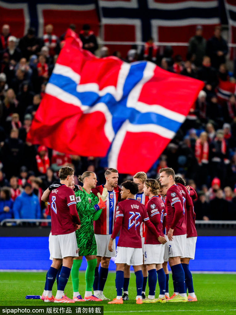 关于意大利队在欧预赛中表现低迷，遭遇连败的信息