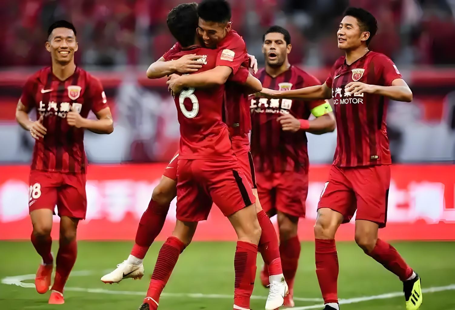 上港主场对阵河北华夏：中超强强对话即将打响的简单介绍