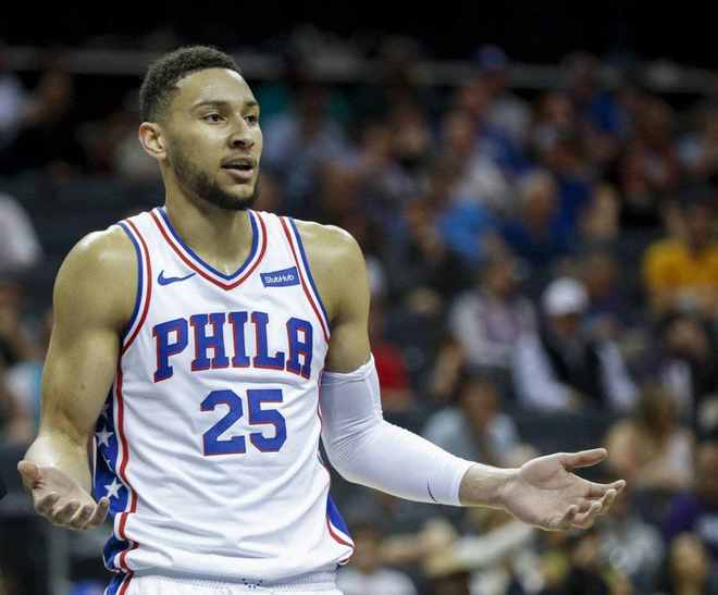 联盟新秀尼克·杨表现夺目，逐渐成为球队核心的简单介绍