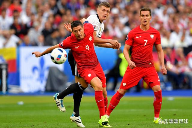 法国队备战欧预赛对决波兰，备战胜利