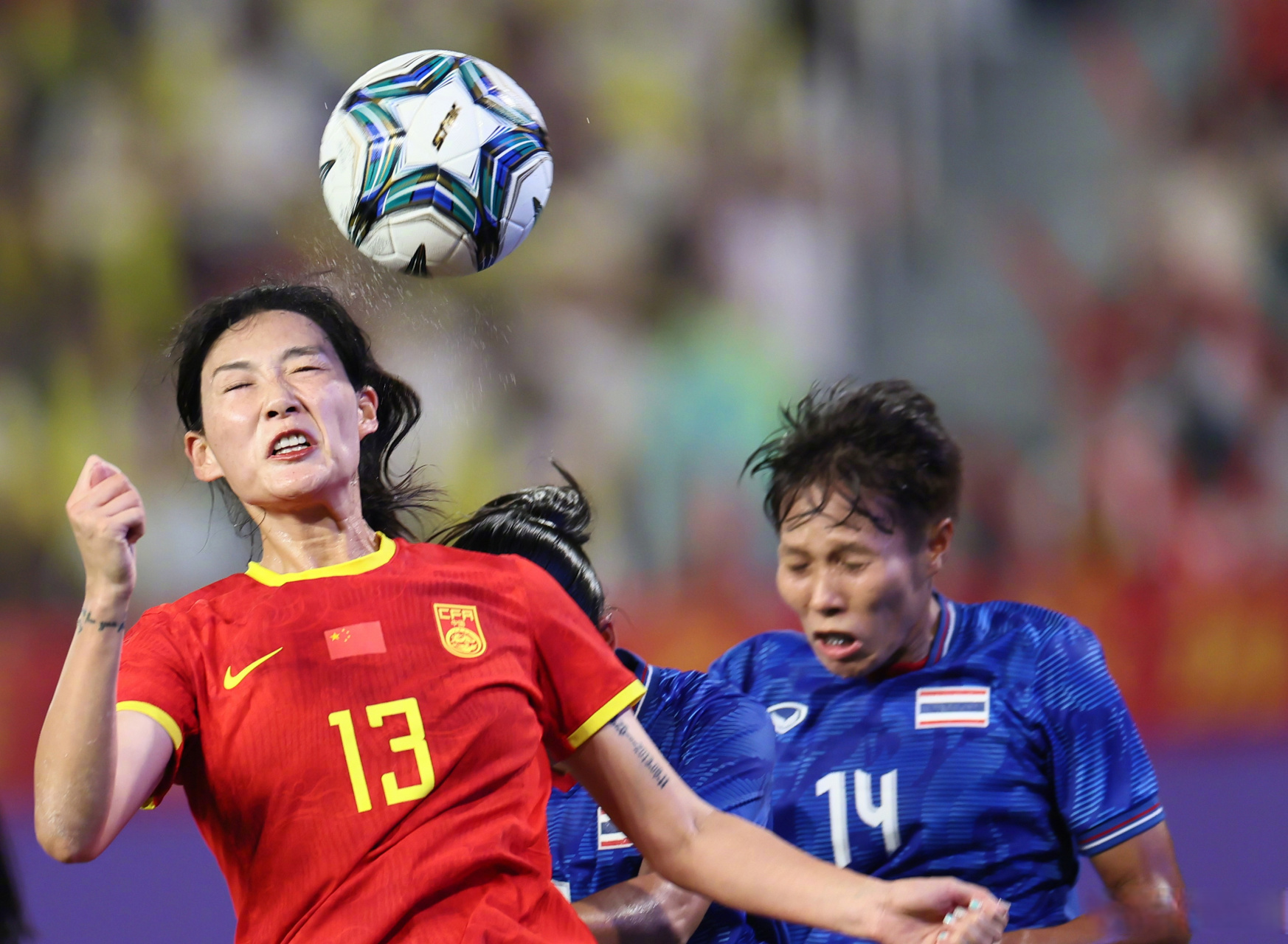 关于泰国女足队开展严格的训练，力争胜利的信息