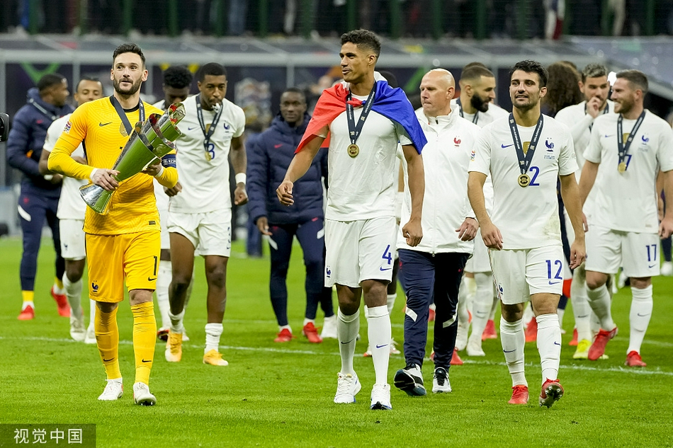 法国队逆转韩国队，波尔扛起全队