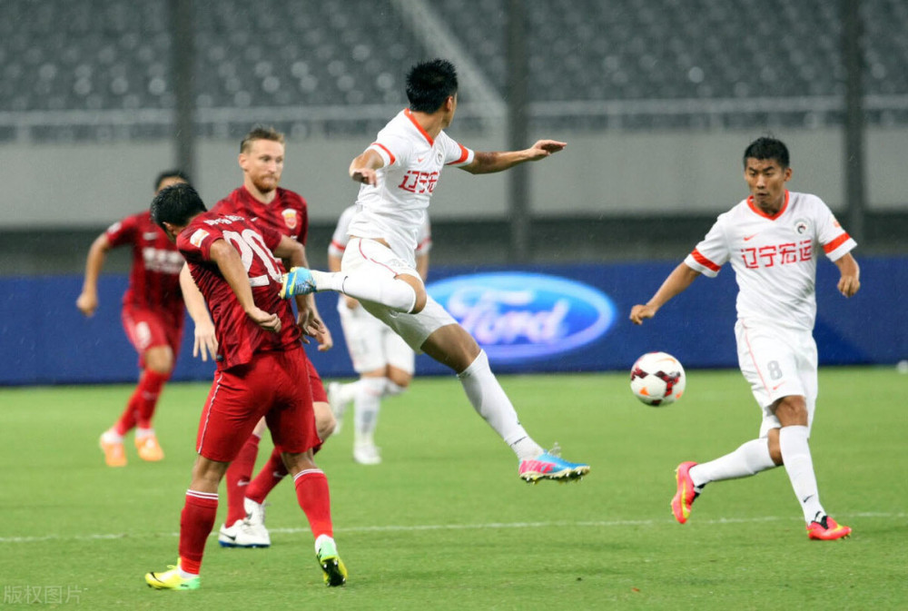 包含辽宁宏运主场失分，逐渐拉开积分差距的词条