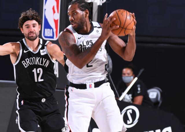 上海队完胜勇士，伦纳德状态火热的简单介绍