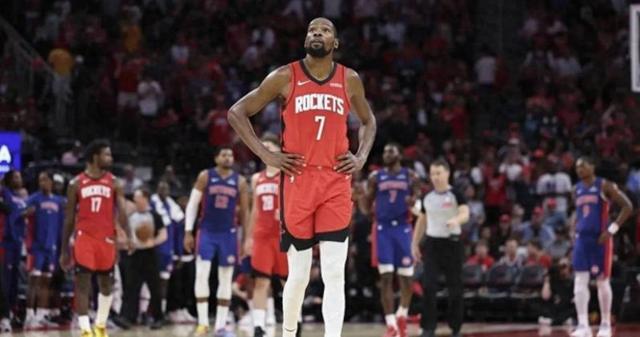 马刺绝地反击法国男篮，巴恩斯爆发神勇