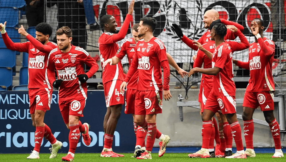 关于阿拉维斯：战胜对手的关键在哪里？的信息