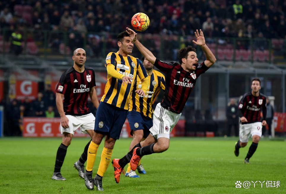 包含激动人心！米兰客场逆转法兰克福，晋级四强的词条