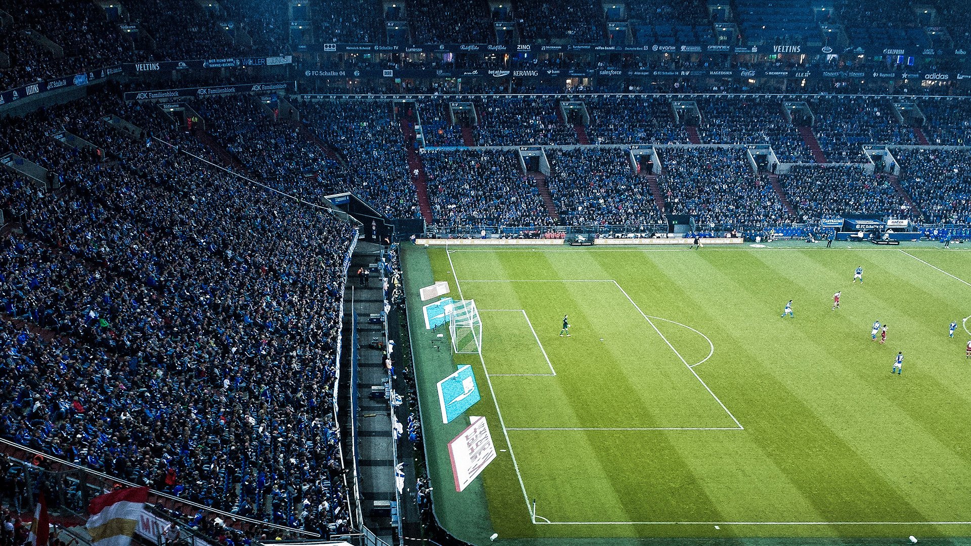 蓝色囚笼与金色匕首，当拉齐奥封锁马里，阿圭罗的致命一击如何刺穿钢铁防线